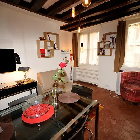 Apartment Saint Paul Marais